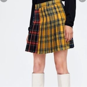 Plaid pleated skirt